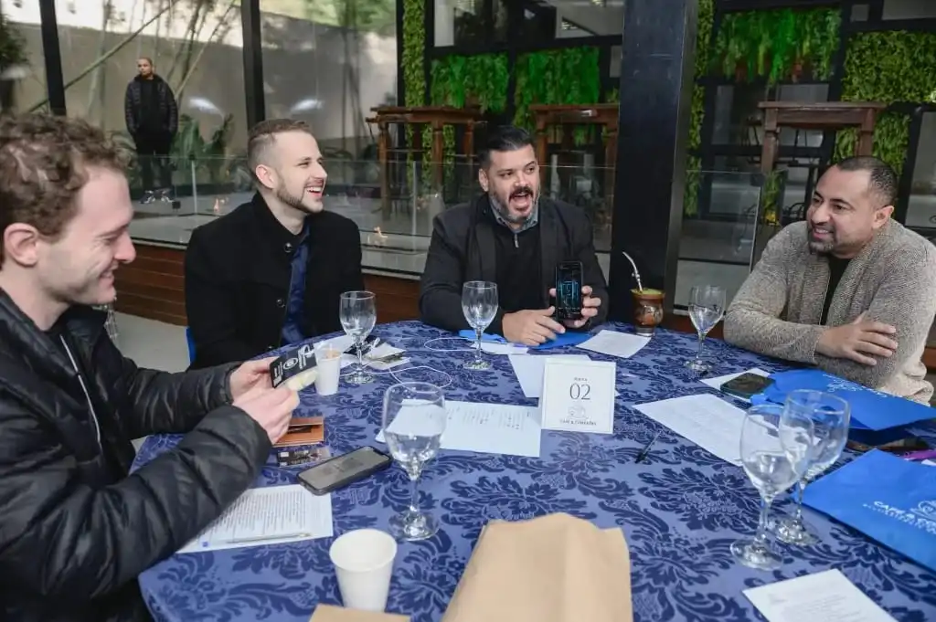 Gerson Silva during a mentorship session